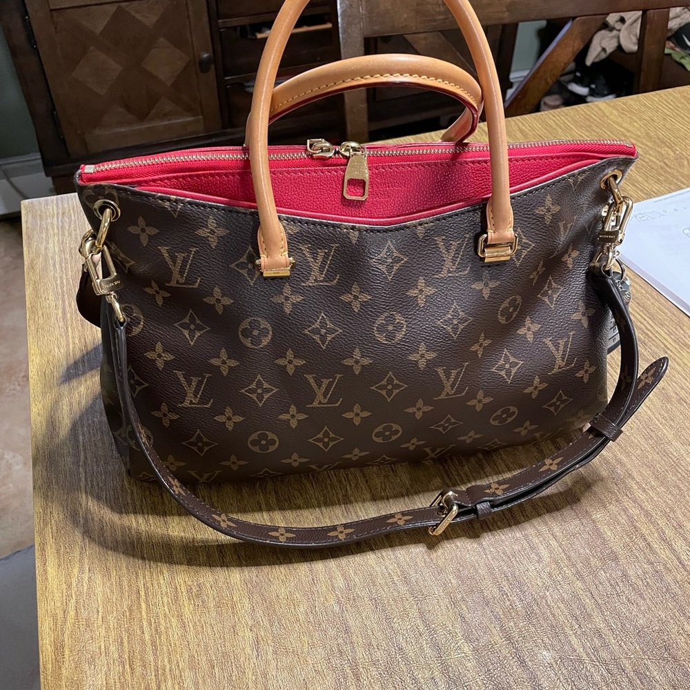 Louis Vuitton PALLAS